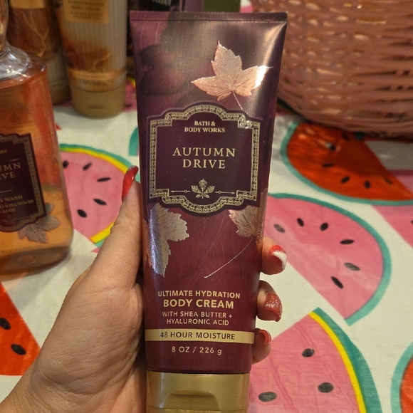 Bath & Body Works Other - Bath & Body Works Autumn Drive Body Cream - Deep Purple